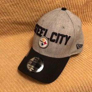 Steelers ballcap, official NFL, size small/medium